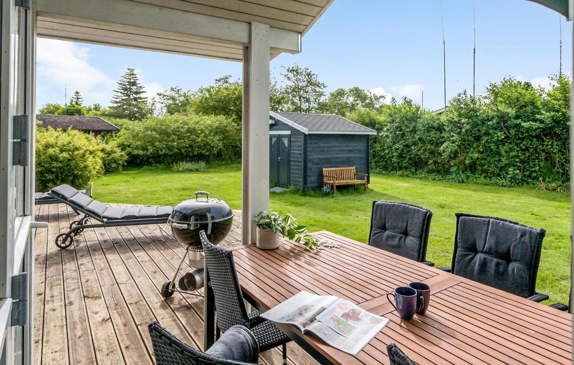 Cozy Home In Gedser With Wifi Exterior photo